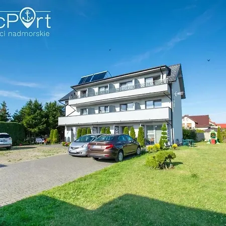 Zielone Podworko * Ustronie Morskie