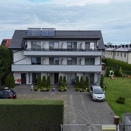 Zielone Podworko Apartment